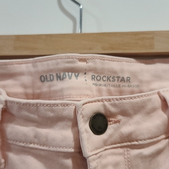 Old Navy Jeans - Picture 4 of 7